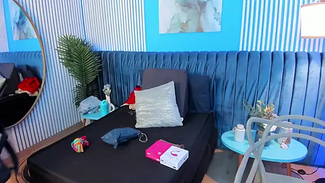 bellarivera  online show from November 15, 2025, 5:09 pm