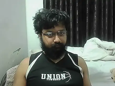 Dollseye online show from April 7, 2026, 5:24 pm