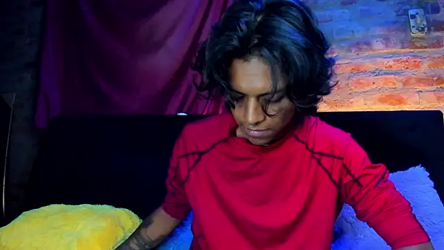 dreyk20 online show from April 23, 2026, 2:24 am