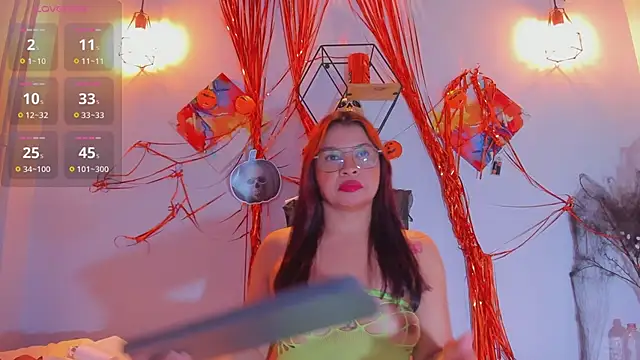 Karlaliones69 online show from October 23, 2025, 11:42 am