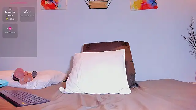 Karlaliones69 online show from November 27, 2025, 11:45 am