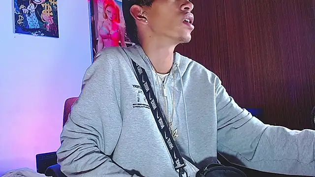 briamhoconor xh online show from January 11, 2026, 3:22 am