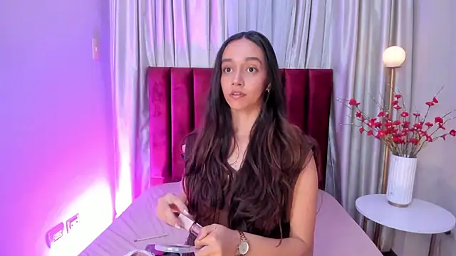 Snapshot of IremLee_ chatting on October 18, 2025, 12:13 am IremLee online show from October 18, 2025, 12:13 am