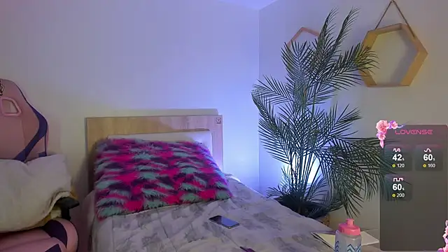 Hadid Jimenez  online show from March 27, 2026, 11:04 pm