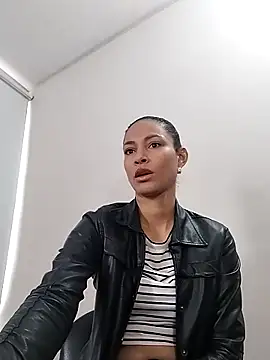 Snapshot of SofiaDelicia chatting on October 23, 2025, 2:05 pm SofiaDelicia online show from October 23, 2025, 2:05 pm