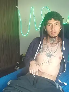 Snapshot of Tattoboy19cm chatting on October 12, 2025, 9:25 pm Tattoboy19cm online show from October 12, 2025, 9:25 pm