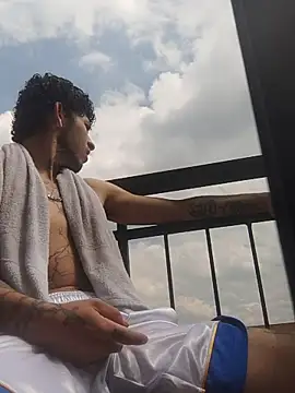 Snapshot of Tattoboy19cm chatting on October 15, 2025, 3:12 pm Tattoboy19cm online show from October 15, 2025, 3:12 pm