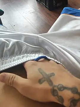 Snapshot of Tattoboy19cm chatting on October 20, 2025, 3:01 pm Tattoboy19cm online show from October 20, 2025, 3:01 pm