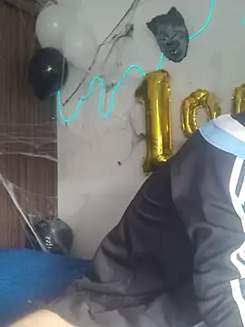 Snapshot of Tattoboy19cm chatting on October 25, 2025, 3:07 pm Tattoboy19cm online show from October 25, 2025, 3:07 pm