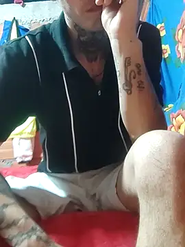 Snapshot of Tattoboy19cm chatting on November 1, 2025, 10:56 pm Tattoboy19cm online show from November 1, 2025, 10:56 pm