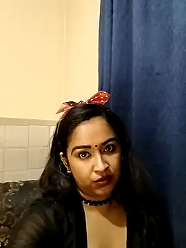 cute indianxo online show from March 26, 2026, 5:29 pm