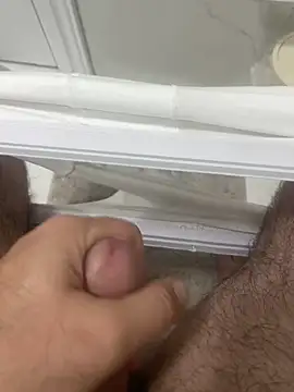 Heros2000 online show from November 26, 2025, 4:02 am