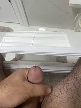 Heros2000 online show from December 20, 2025, 5:47 am