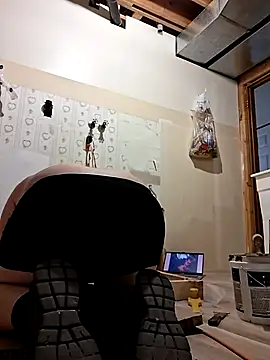 Snapshot of lovemedirty chatting on September 23, 2025, 5:43 am lovemedirty online show from September 23, 2025, 5:43 am