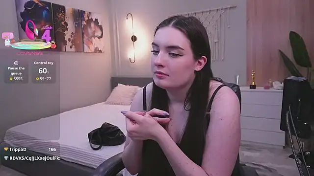  Shy Jenny  online show from April 9, 2026, 6:19 am