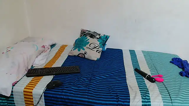 SinfullyForbiddeno7 online show from October 22, 2025, 10:20 pm