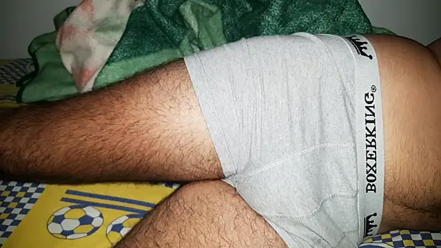 Snapshot of Nikenorq34 chatting on November 2, 2025, 9:28 pm Nikenorq34 online show from November 2, 2025, 9:28 pm