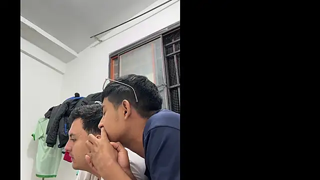 Snapshot of methme chatting on October 24, 2025, 2:19 am methme online show from October 24, 2025, 2:19 am