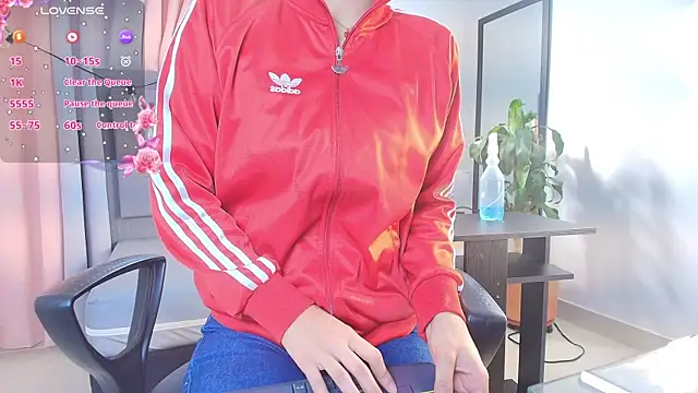 saray reese online show from September 13, 2025, 1:00 pm