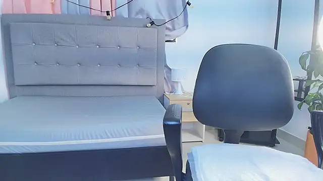 saray reese online show from September 22, 2025, 12:07 pm