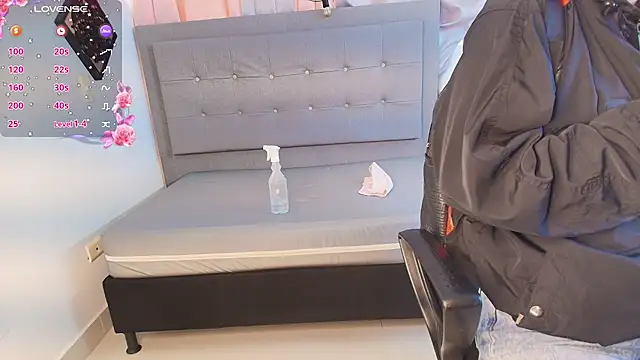 saray reese online show from September 25, 2025, 12:20 pm