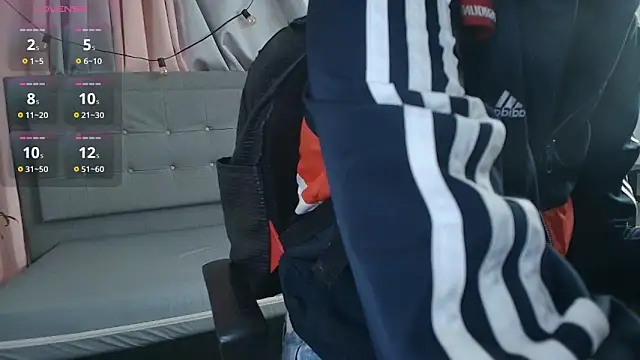 saray reese online show from October 31, 2025, 12:17 pm