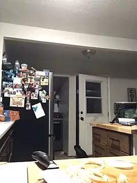 Snapshot of silverbay-456 chatting on October 15, 2025, 1:39 am silverbay-456 online show from October 15, 2025, 1:39 am