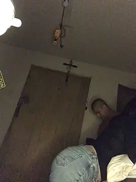 Snapshot of silverbay-456 chatting on October 19, 2025, 9:32 am silverbay-456 online show from October 19, 2025, 9:32 am