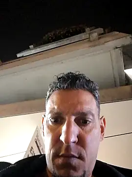 Snapshot of ARTANIS20 chatting on September 10, 2025, 10:10 pm ARTANIS20 online show from September 10, 2025, 10:10 pm