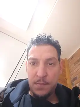 Snapshot of ARTANIS20 chatting on October 26, 2025, 5:41 pm ARTANIS20 online show from October 26, 2025, 5:41 pm