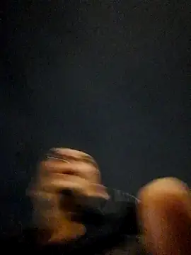 Snapshot of ARTANIS20 chatting on November 1, 2025, 9:17 pm ARTANIS20 online show from November 1, 2025, 9:17 pm