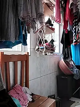 dyjaA online show from September 18, 2025, 12:07 pm