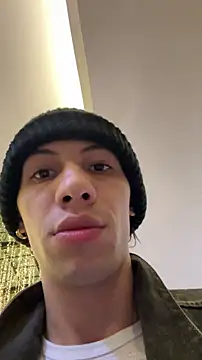 santiago cutex online show from November 30, 2025, 2:04 am