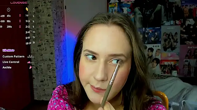 LucyRose3 online show from September 23, 2025, 4:37 am