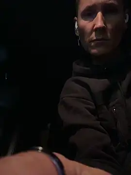 Snapshot of SwingWingWomanSweden chatting on October 30, 2025, 7:36 pm SwingWingWomanSweden online show from October 30, 2025, 7:36 pm