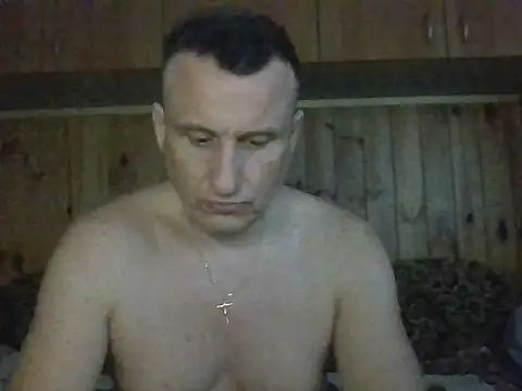 Maksymilian1 online show from March 4, 2026, 6:47 pm