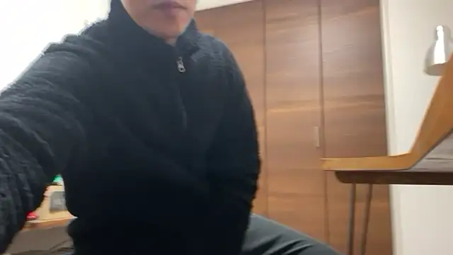 Snapshot of Bonz_Buonz chatting on November 8, 2025, 3:34 pm Bonz Buonz online show from November 8, 2025, 3:34 pm