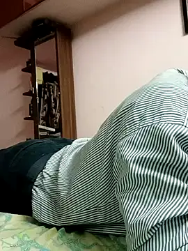 aarav 013 online show from October 17, 2025, 5:48 pm