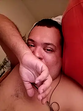 Snapshot of Andresdavid33 chatting on September 16, 2025, 9:16 pm Andresdavid33 online show from September 16, 2025, 9:16 pm