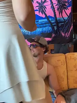 Snapshot of Bad_Idea chatting on December 4, 2025, 9:51 am Bad Idea online show from December 4, 2025, 9:51 am