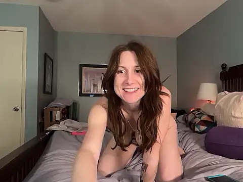 Snapshot of MommyGoddessL chatting on September 11, 2025, 2:44 am MommyGoddessL online show from September 11, 2025, 2:44 am