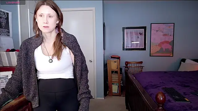 MommyGoddessL online show from February 18, 2026, 2:57 pm