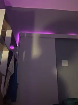 gostosocrvg online show from September 22, 2025, 5:53 am