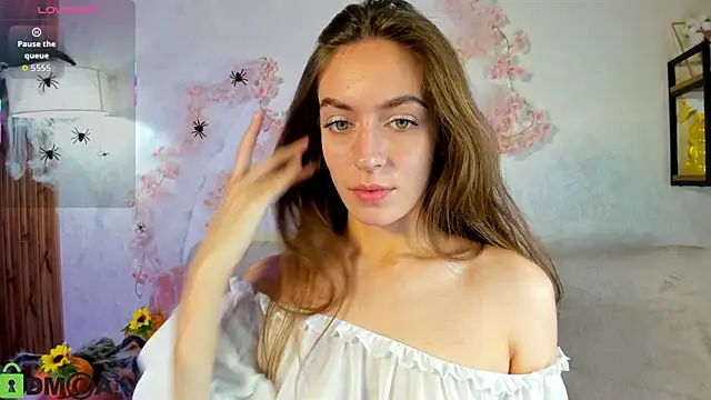 Agnes Wells online show from October 15, 2025, 9:42 am