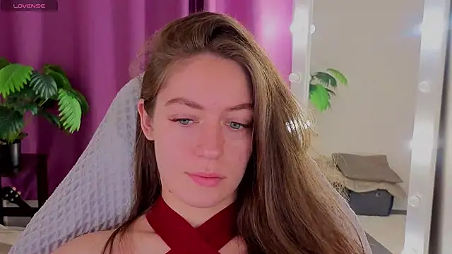 Agnes Wells online show from June 10, 2026, 1:06 am