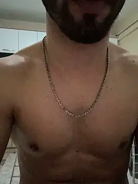 LUKADDES online show from March 29, 2026, 10:54 pm