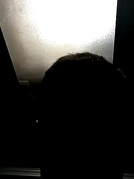 Snapshot of Eroz777 chatting on November 3, 2025, 7:59 pm Eroz777 online show from November 3, 2025, 7:59 pm