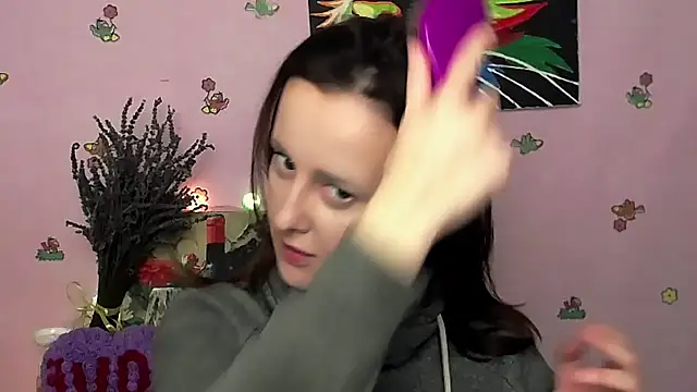 Snapshot of FeelMe__ chatting on November 7, 2025, 8:58 am FeelMe online show from November 7, 2025, 8:58 am