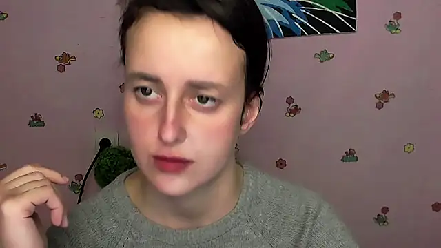 Snapshot of FeelMe__ chatting on November 19, 2025, 11:32 am FeelMe online show from November 19, 2025, 11:32 am