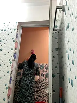 YOURMISTHI online show from November 13, 2025, 7:40 am